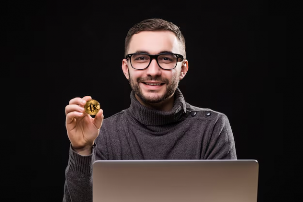 Как обычные люди заработали на криптовалюте?